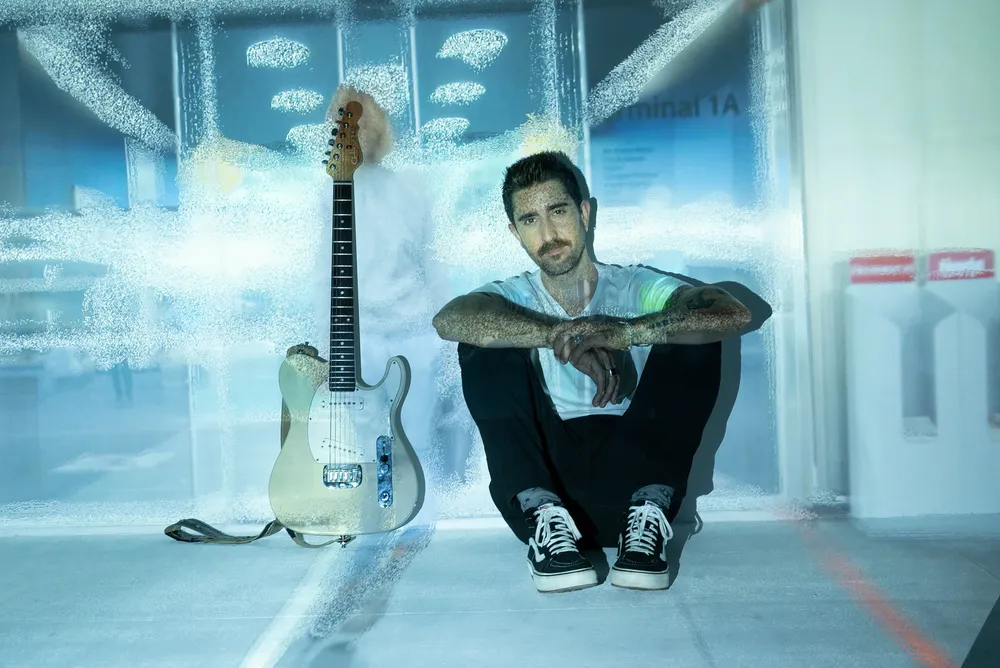 alex ubago guitarra